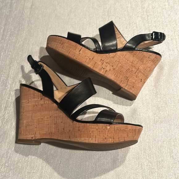 Franco Sarto Black Buckle Wedges - Picture 5 of 6